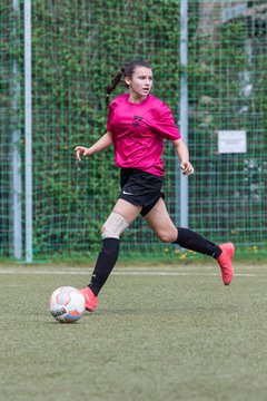Bild 144 - B-Juniorinnen Pokalfinale SV Henstedt Ulzburg - SG Holstein Sued : 2:0